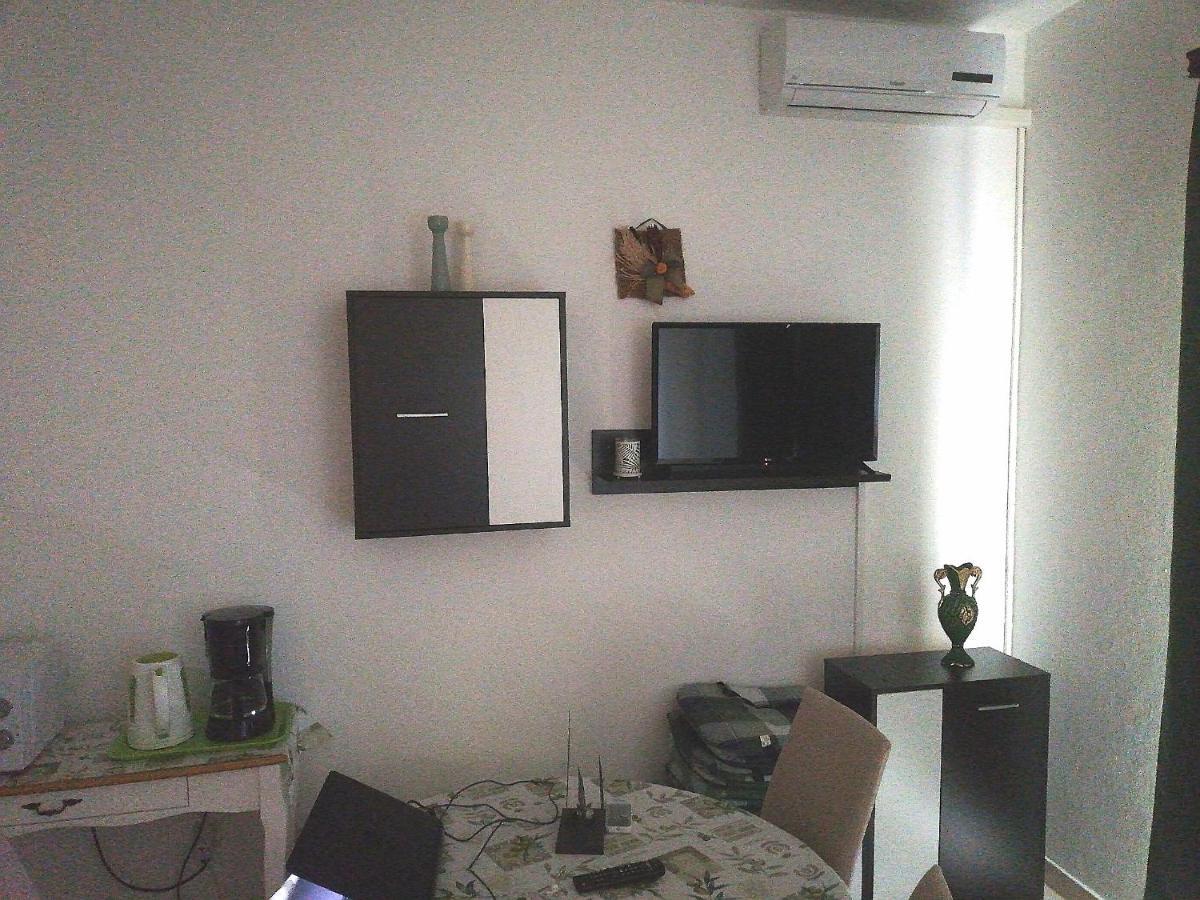 Apartments Mirela بوريتش المظهر الخارجي الصورة