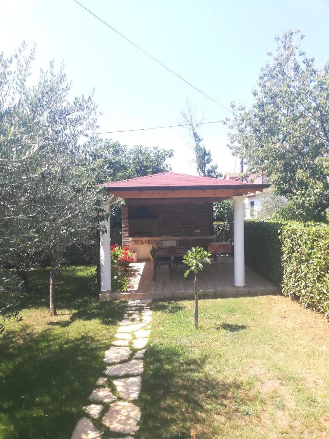 Apartments Mirela بوريتش المظهر الخارجي الصورة