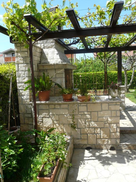 Apartments Mirela بوريتش المظهر الخارجي الصورة
