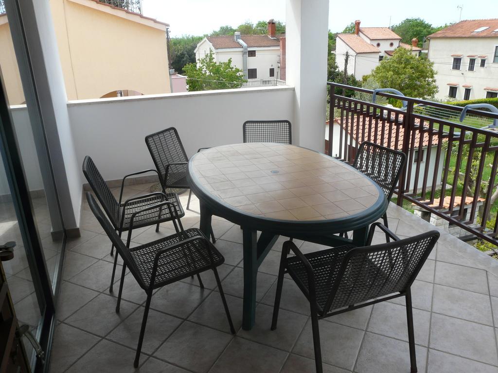 Apartments Mirela بوريتش المظهر الخارجي الصورة