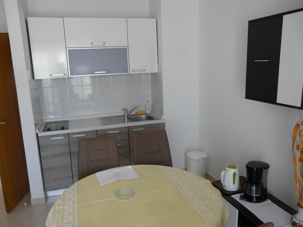 Apartments Mirela بوريتش المظهر الخارجي الصورة
