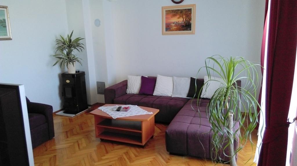Apartments Mirela بوريتش المظهر الخارجي الصورة