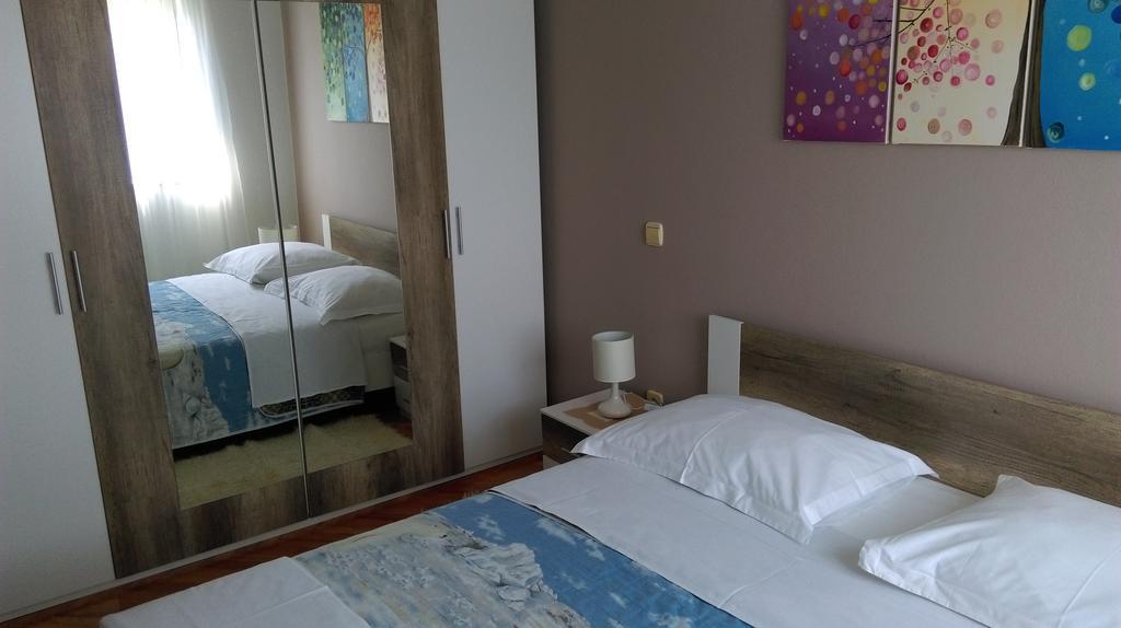 Apartments Mirela بوريتش المظهر الخارجي الصورة