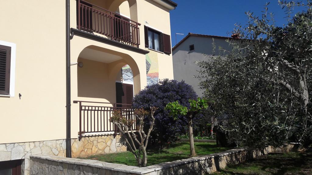 Apartments Mirela بوريتش المظهر الخارجي الصورة